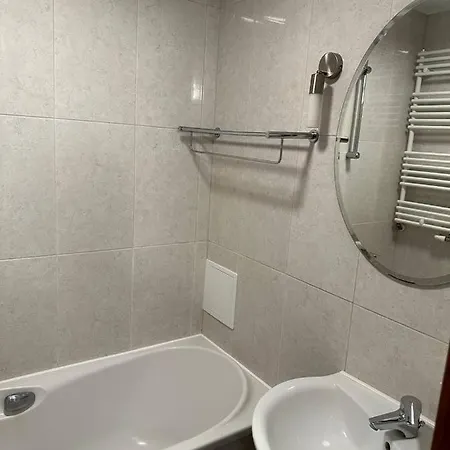 Breitner House Apartment *